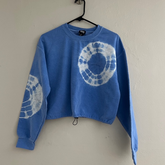 BDG Tops - BDG tie dye cropped sweatshirt size small